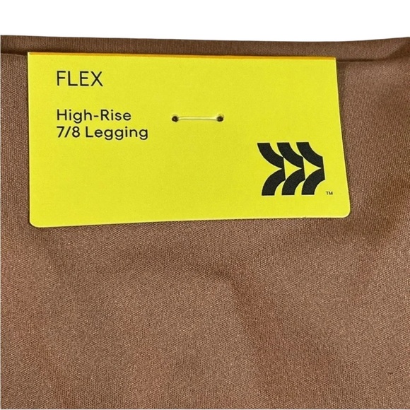 All in Motion Women’s Leggings, Color Taupe, Size Medium 7/8, NWT - Picture 4 of 7